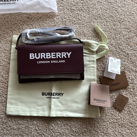 Burberry Mahogany Red Leather Hazelmere Wallet On Strap Bag - Picture 1 of 9